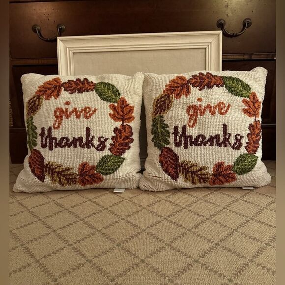 Celebrate Together Give Thanks Looped Stitch Thanksgiving Pillows NWOT set of 2 - Picture 1 of 11